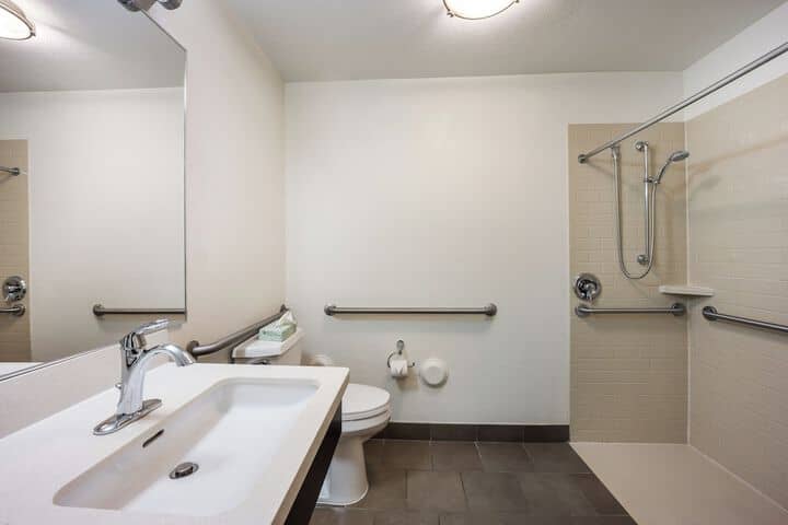 Room 14 of 25